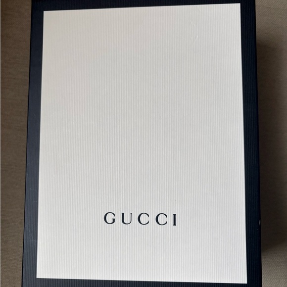 Gucci White Leather Marmont Bag - Picture 7 of 7